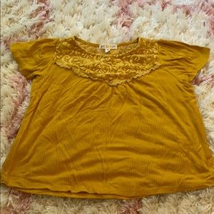 Pretty kids size M top